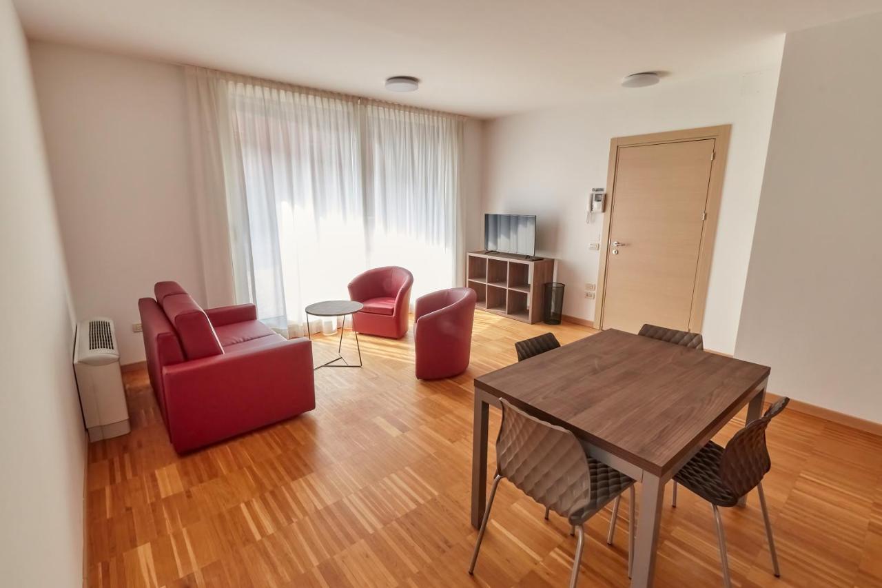 Piazza Lira Schio Residence Dış mekan fotoğraf